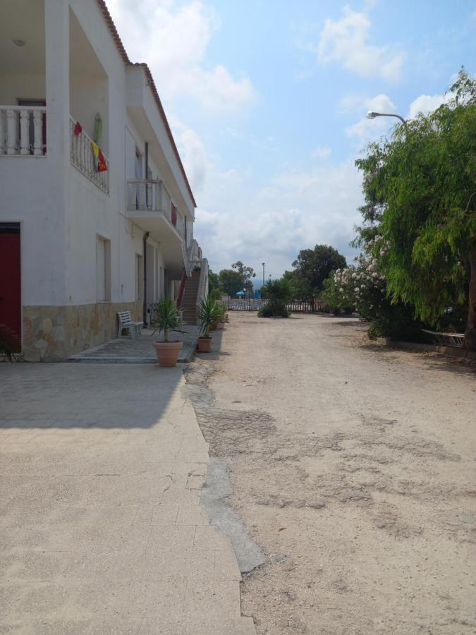 Appartamento Privato Adriatica Lesina Bagian luar foto