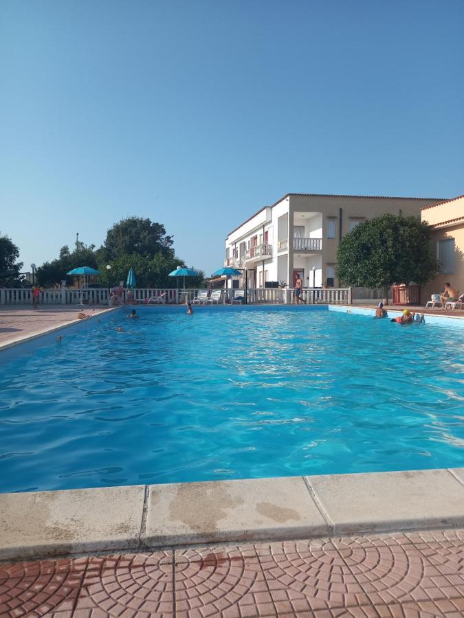 Appartamento Privato Adriatica Lesina Bagian luar foto